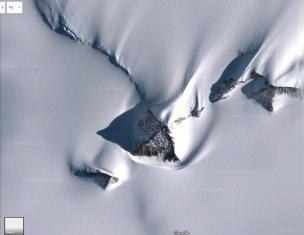 Какие координаты найденных в Антарктиде пирамид?