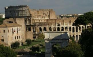 Триумфальная Арка Тита — память о взятии Иерусалима Триумфальная арка императора тита риме