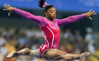 Американские гимнастки Олимпийская чемпионка симона